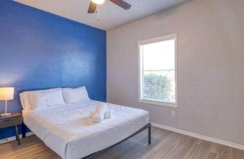 Milwood Wohnung | Comfy 2BD Apt ~ Austin Texas