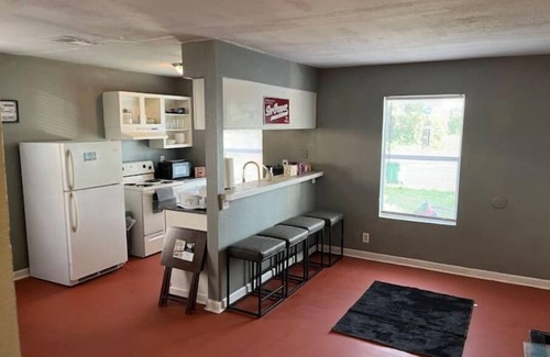 Pecan Valley Haus | Comfy casa Duplex by Southside Lions