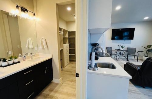 Hurricane Wohnung | Comfy Casita Private Apartment with Shared Backyard