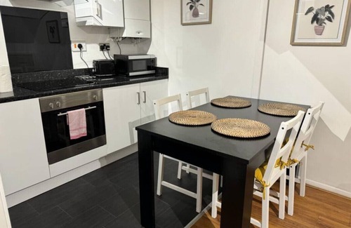 Atlantic Wharf Wohnung | Comfy Flat Close to City Centre