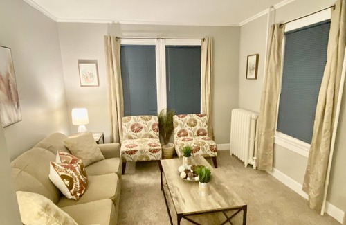 Middletown Wohnung | Comfy near Middlesex Hospital