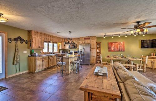 Boone Wohnung | Comfy Ranch Apartment in New River Stables!