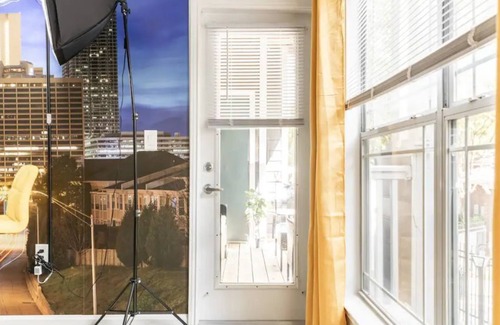 Atlanta Wohnung | Comfy Superstar Getaway w/Selfie Wall, Free Parking & Wifi