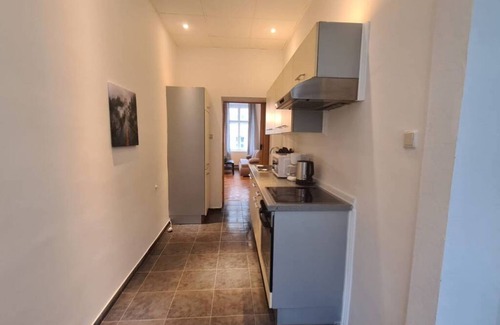 Landstrasse Wohnung | Commodious 3BR Apt. Ideal for Families and Friends