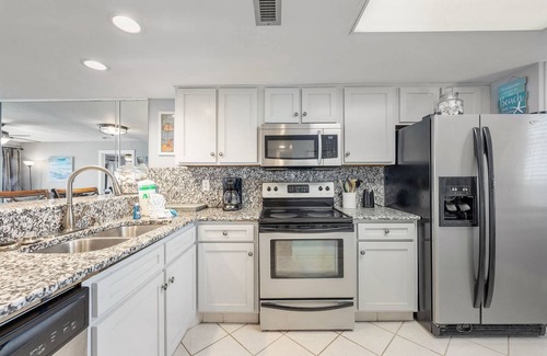 Lower Grand Lagoon Eigentumswohnung | Commodore by iTrip Panama City Beach