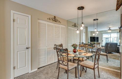 Laughlin Wohnung | Community Pool and Gym Apt 5 Mi to Laughlin Casinos