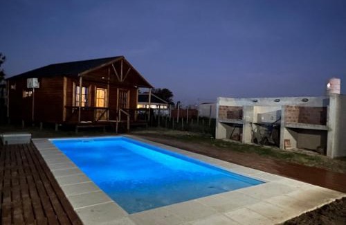 Larroque Hotel | Complejo de cabañas El Mangrullo