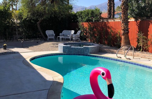 Sonora Sunrise Haus | Completely redone Palm Springs Oasis!
