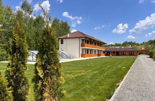 Avrig Skihütte | Complexul Rustic