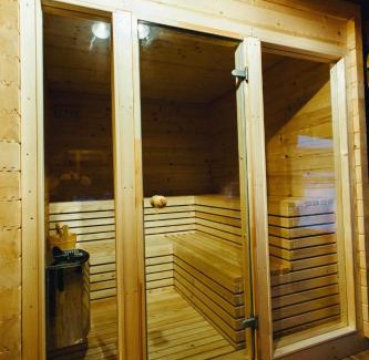 Dorna Candrenilor Haus | Conacul IOSIF
