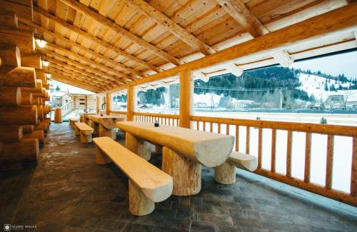 Dorna Candrenilor Haus | Conacul IOSIF