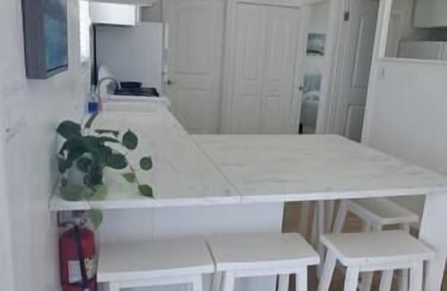 Little Cayman Haus | Conch Club Cottage Vacation Rental