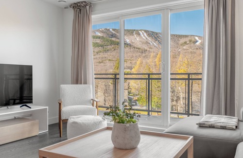 Beaupre Eigentumswohnung | Condo des Neiges. Vue Imprenable sur la Montagne, Piscine Intérieure