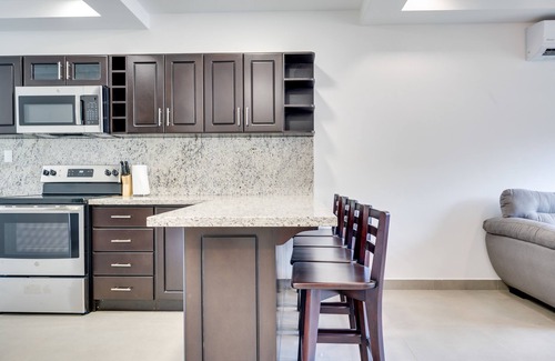 Villarreal Haus | Condo Jacarandas #15, Pool & Gated Security