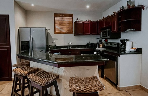 Barrio Los Villalobos Eigentumswohnung | Condo Yuli, Oceanfront on Jaco Beach