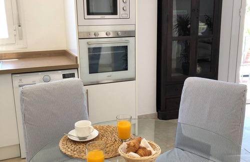 Bollullos de la Mitacion Wohnung | ¡confortable y Bonito, a 15 km de Sevilla y a 5 km del Aeródromo de La Juliana!