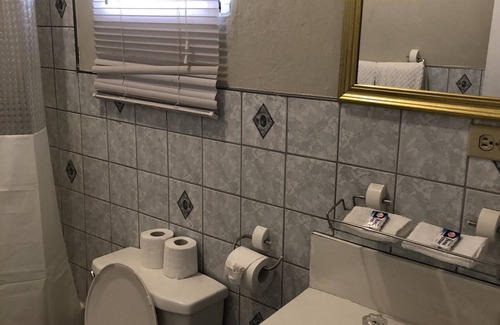 Belize City Bed & Breakfast | Coningsby Inn