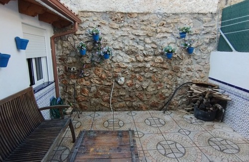 Arenas del Rey Haus | Contemporary Comforts in a 125-Year-Old Heritage House Surrounded by Nature