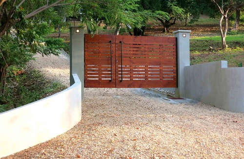 Puerto Carrillo Haus | Modernes Hanghaus mit Blick auf den Pazifischen Ozean.