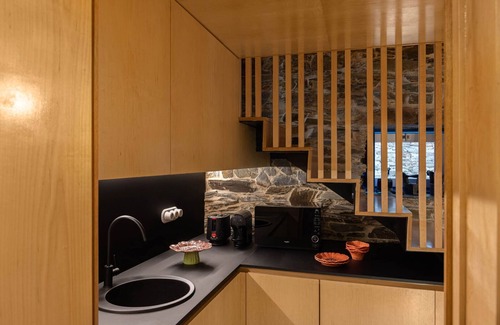 Piodao Haus | Contemporary styled studio