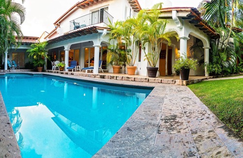 Bucerias Haus | Zeitgenössische Villa in üppigem, tropischem, privatem Paradies