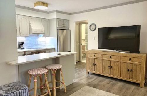Vail Haus | Convenience and Style, Two Q Beds