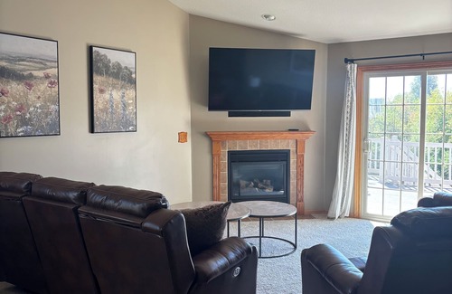 Washington Haus | Convenient 4-bedroom house, close to everything