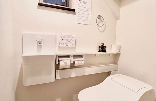 Toshima Haus | Convenient for sightseeing｜Walking distance from Komagome Station｜A house for rent in a shopping arcade📍.