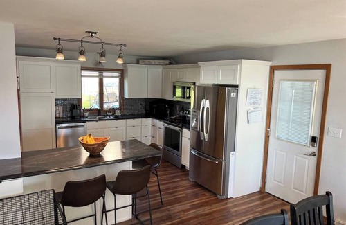 Aberdeen Haus | Convenient Lake Cottage Quick Trip To Aberdeen