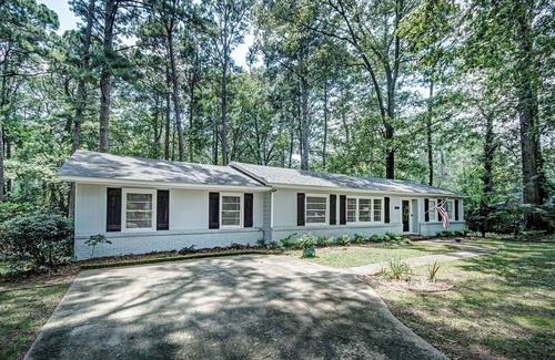 Tougaloo Wohnung | Convenient/Safe Location: Studio APT near WholeFoods