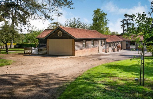 Badminton Hütte | Converted stable and the perfect romantic getaway - Orchard Cottage, Didmarton