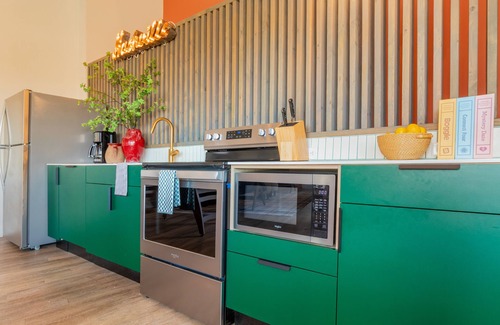 Buena Vista Wohnung | Conway B202 by AvantStay | Stylish 2BDR in Downtown, 5 mins to Broadway
