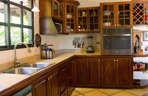 Pan de Azucar Haus | Exquisite Villa im balinesischen Stil mit atemberaubender Aussicht, privatem beheiztem Pool und Garten