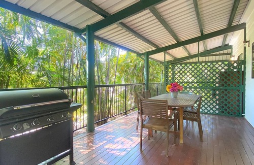 Horseshoe Bay Haus | Cool Waters at Horseshoe Bay - comfortable family beach house with fantastic alfresco entertaining