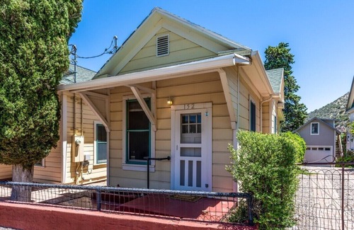 Bisbee Hütte | Cottage-Eigenes Badezimmer