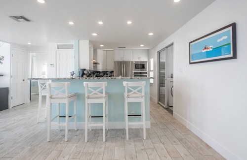 North Side Villa | Coral Loft: Lässiges Wohnen mit einem Hauch von Luxus auf Grand Cayman