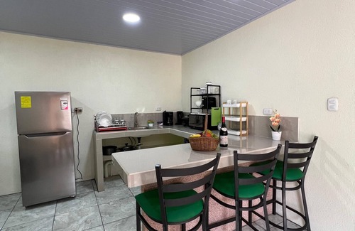 Puerto Jimenez Wohnung | Corcovado Abi Apartment, in the center of Puerto Jimenez