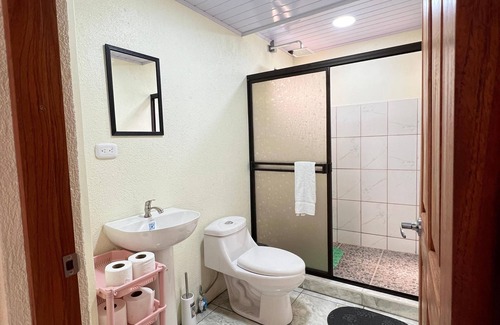 Puerto Jimenez Wohnung | Corcovado Abi Apartment, in the center of Puerto Jimenez