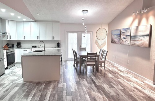 Bradenton Haus | Cordova Lakes - Welcoming 3-bedroom house with AC in Bradenton