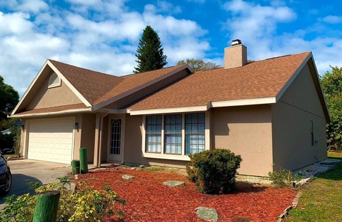 Bradenton Haus | Cordova Lakes - Welcoming 3-bedroom house with AC in Bradenton