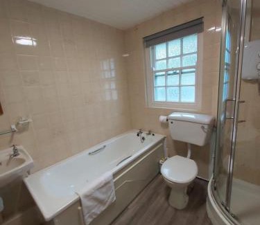 Killinaboy Haus | Corofin Lake Cottages
