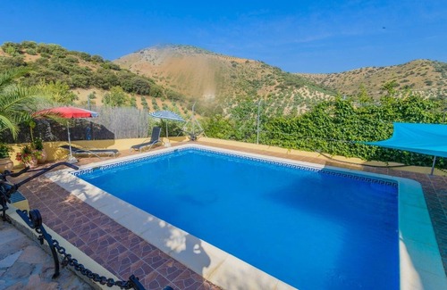 Iznajar Villa | Cortijo San Jose Iznájar by Ruralidays