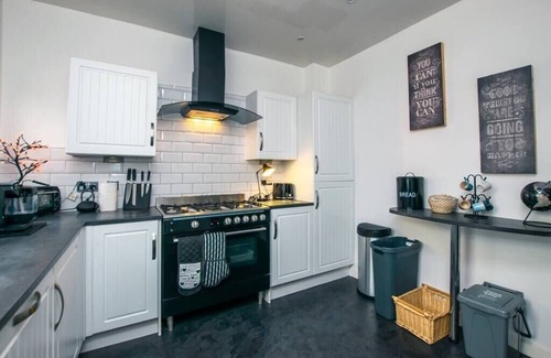 Milngavie Wohnung | Cosy and Central 2BD Apartment Milngavie, Glasgow