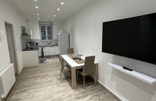 Lons-le-Saunier Wohnung | Cosy and warm apartment