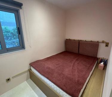 Glyfada Wohnung | Cosy apartment with shared pool and garden