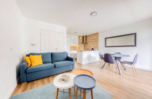 Montevrain Wohnung | Cosy Appt with Terrace 5 min. DISNEYLAND