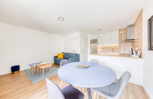 Montevrain Wohnung | Cosy Appt with Terrace 5 min. DISNEYLAND