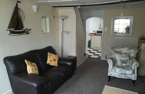 Bridport Hütte | Cosy Coastal Cottage close to Beach - pet-friendly