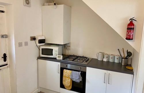 Healey Lane Haus | Cosy Contractors Retreat in Batley - sleeps 3