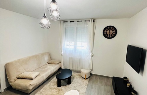 Tremblay-en-France Wohnung | Cosy F2 house near CDG airport
